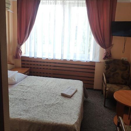Druzhba Service Hotel Киев Экстерьер фото